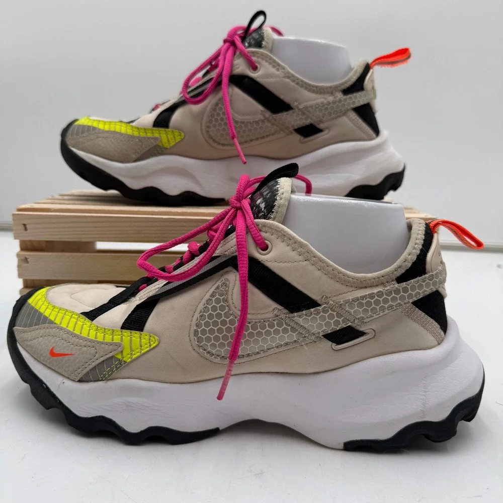 Nike TC 7900 LX 3M Light‎ Orewood Brown Reflective Sneakers Womens 8.5